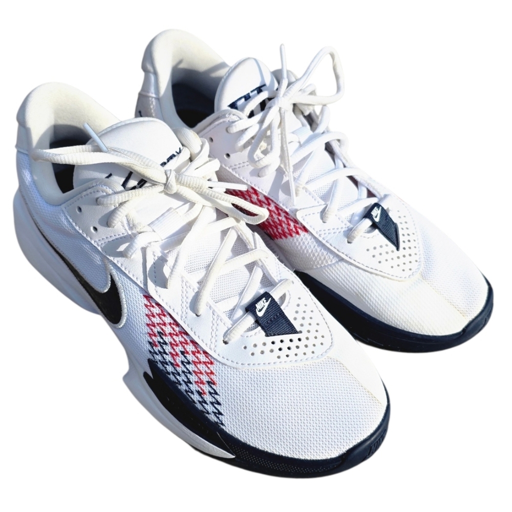 GT Cut Academy’s Nike Men's Athletic Shoes